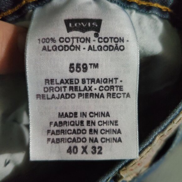 Levis Jeans Mens 40x32 Blue 559 Relaxed Straight Denim Classic - Picture 4 of 13